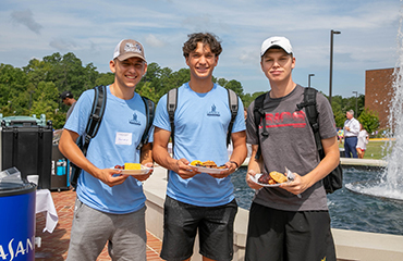 students at welcome lunch