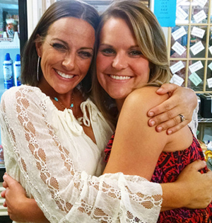 Tayla Lynn and Chaney Rolin