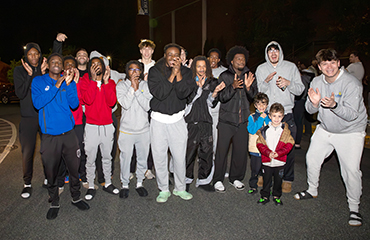Men's basketball team at welcome back