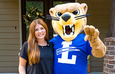 new student Abby Prescott with Bearcat