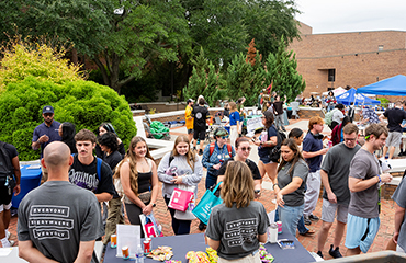 students at CommUniversity